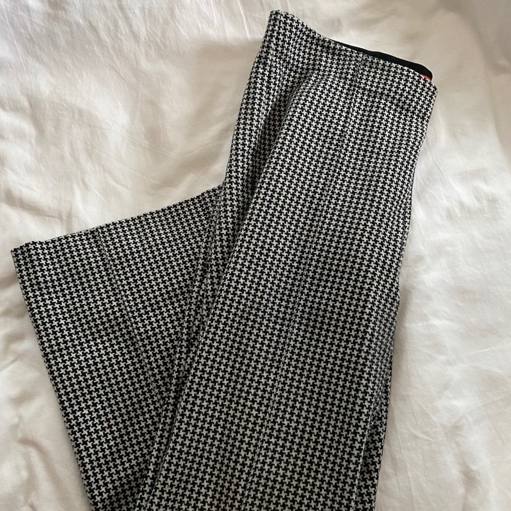 Fit and flare pant!
